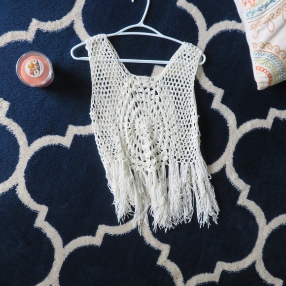 White crochet top - Picture 4 of 4